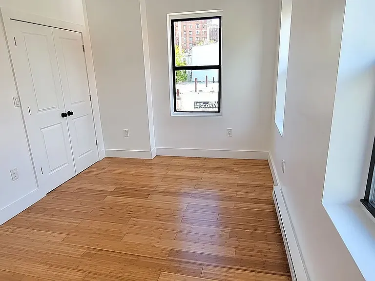 316 Franklin Ave #1 — Photo 8