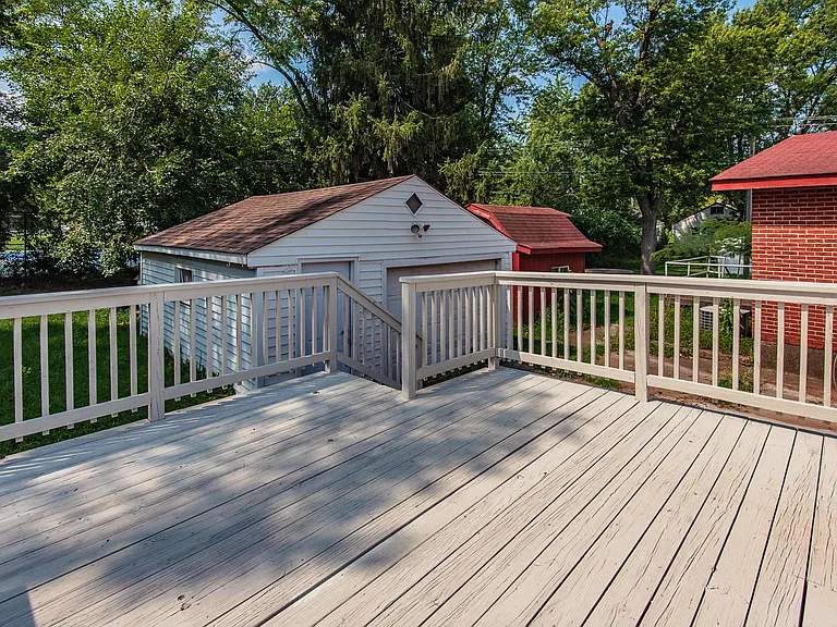 10116 Saint Katherine Ln — Photo 21