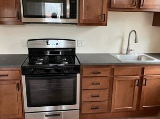 477 W 8th Ave APT 1, Homestead, PA 15120