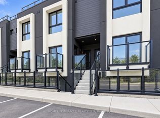6638 McLeod Rd #311, Niagara Falls, ON L2G 3E3