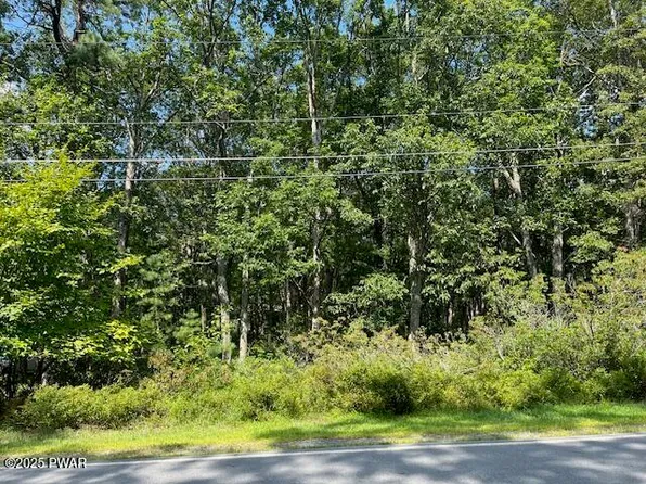 LOT 32 Maple Ridge Dr, Hawley, PA 18428