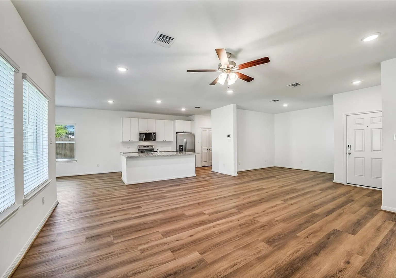 New construction home available for lease! — Photo 2