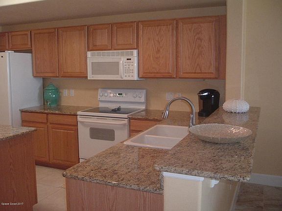 2nd image of 816 Mystic Dr APT 310