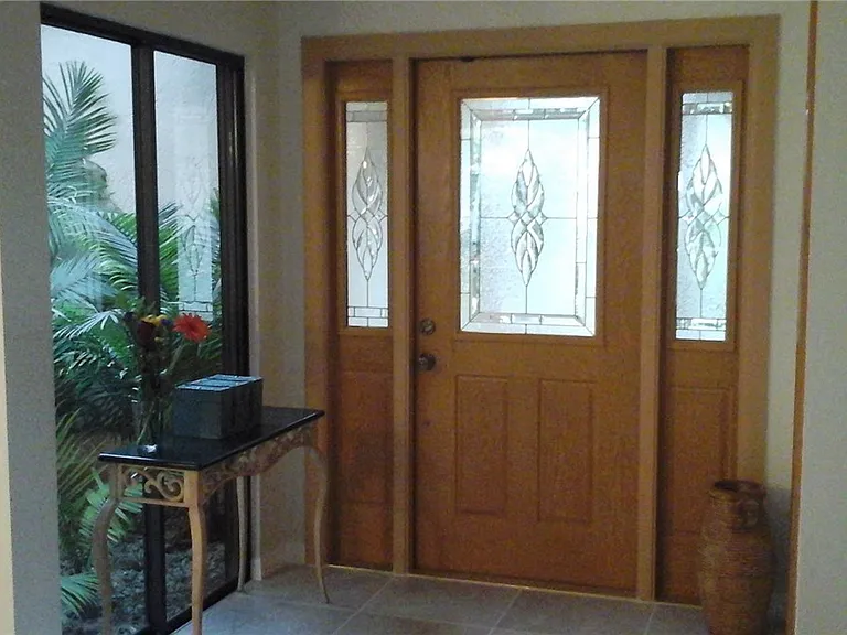 4011 SW 2nd Ave — Photo 3