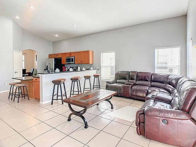 101 Bloomingdale Dr — Photo 17
