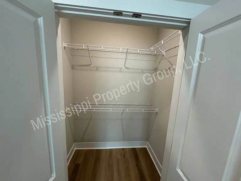 Chickasaw Flats — Photo 29
