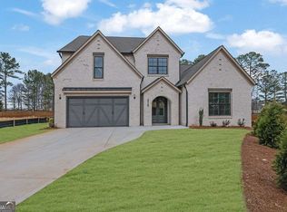 315 Hillcrest View Dr, Suwanee, GA 30024