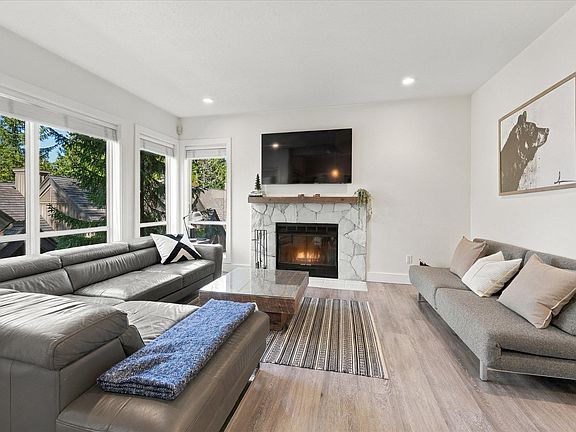 4th image of 4891 Painted Cliff Rd #43
