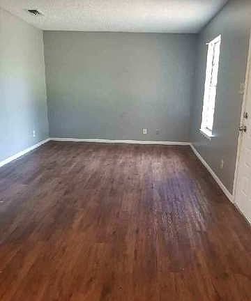 2nd image of 3008 Breeden Ave APT 2