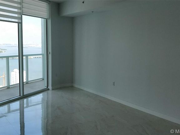 5th image of 1900 N Bayshore Dr APT 4308