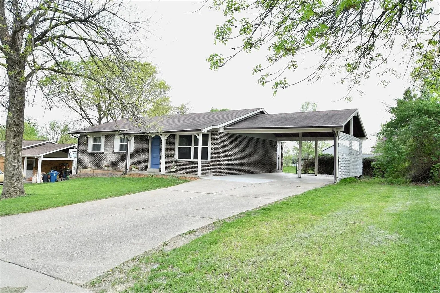 435 Woodcliff Manor Rd photo 1