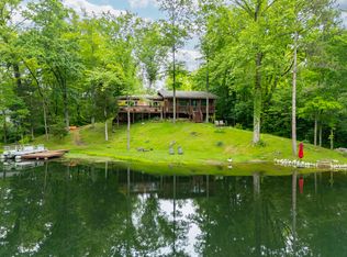 429 E Hoover Dr, Nineveh, IN