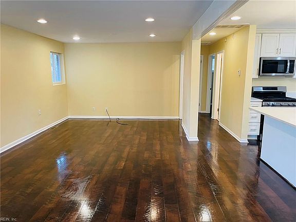 5th image of 1511 Cavalier Blvd