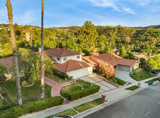 3940 Declaration Ave, Calabasas, CA 91302