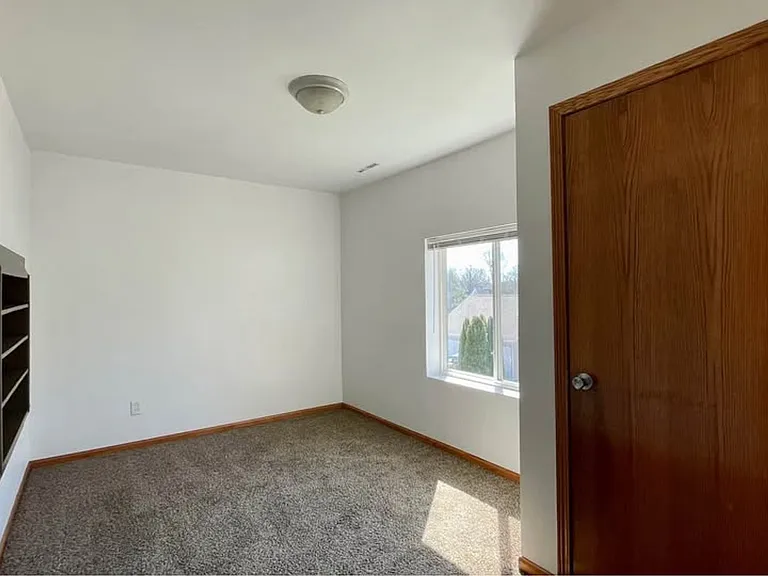 1803 Franklin St — Photo 4