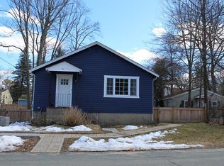 14 Hemlock Rd, Holbrook, MA 02343