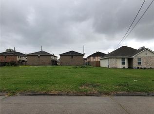 Max Dr, Harvey, LA 70058
