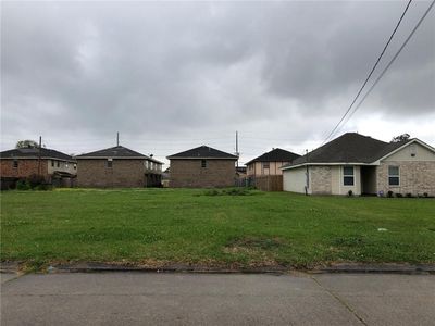 Max Dr, Harvey, LA, 70058