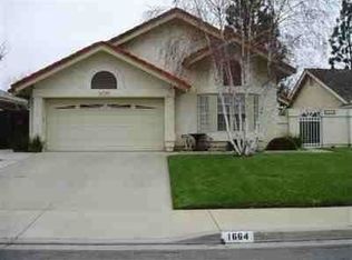 1664 Summerfield St, Camarillo, CA 93012