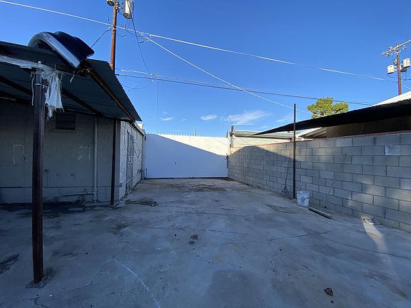4th image of 2223 S 4th Ave #1
