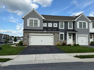 411 Mayapple Dr, Annville, PA 17003