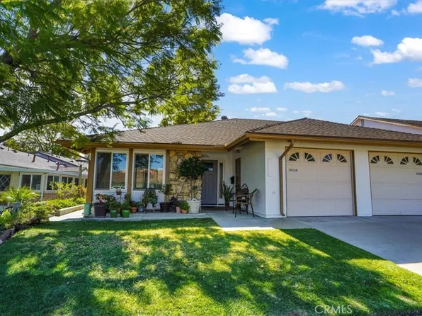 19334 Oak Crossing Rd, Santa Clarita, CA 91321