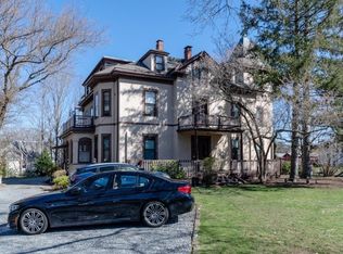 595 Watertown St #2, Newton, MA 02460