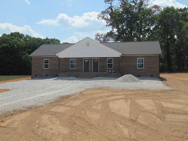 429 Northbrook Iii School Rd — Photo 3