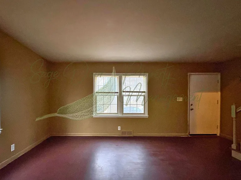 1106 N Union St — Photo 4