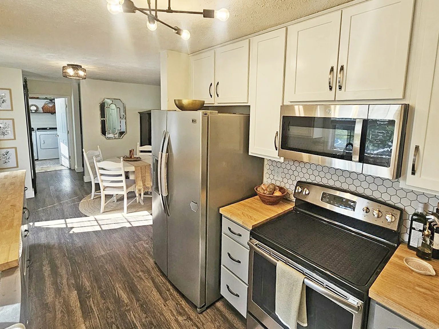 3 bed, 1921 sqft, $1,000 — Photo 4