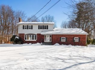 32 Pleasant Ridge Dr, Poughkeepsie, NY 12603