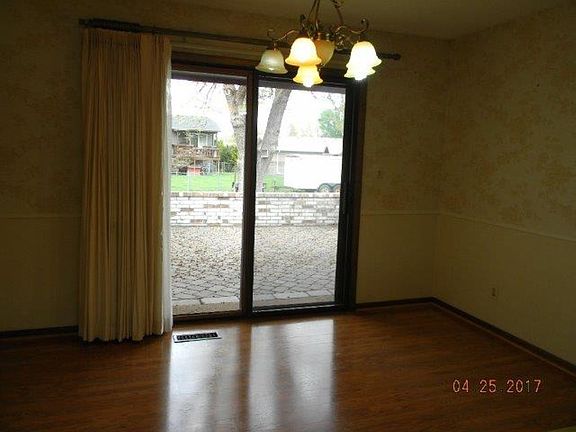 4th image of 905 Hahn Ave