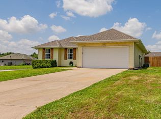 109 Sedona Ln, Willard, MO 65781