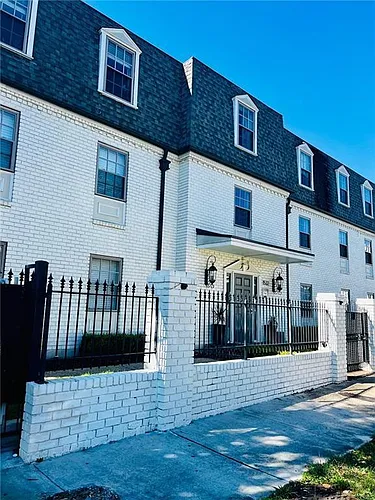 1532 Saint Andrew St Photo 1