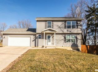 407 Wagner St, Washington, IL 61571