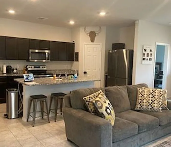 9609 Murandy Dr — Photo 3