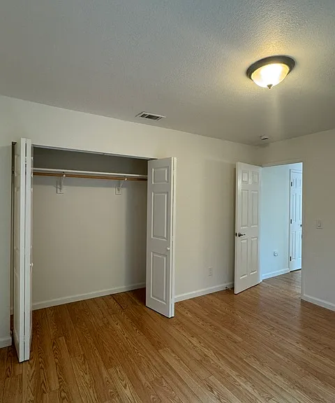 1748 Shelley Dr — Photo 9