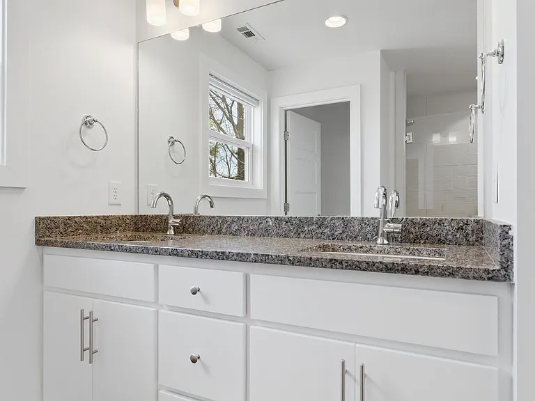 2622 Airpark Dr — Photo 32