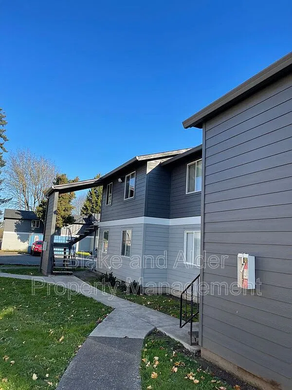 1 bed, 1.0 bath, 600 sqft, $1,195 — Photo 1