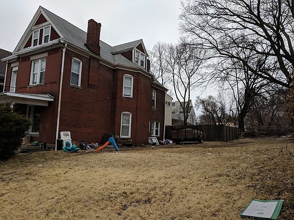 2nd image of 3112 E 10th St