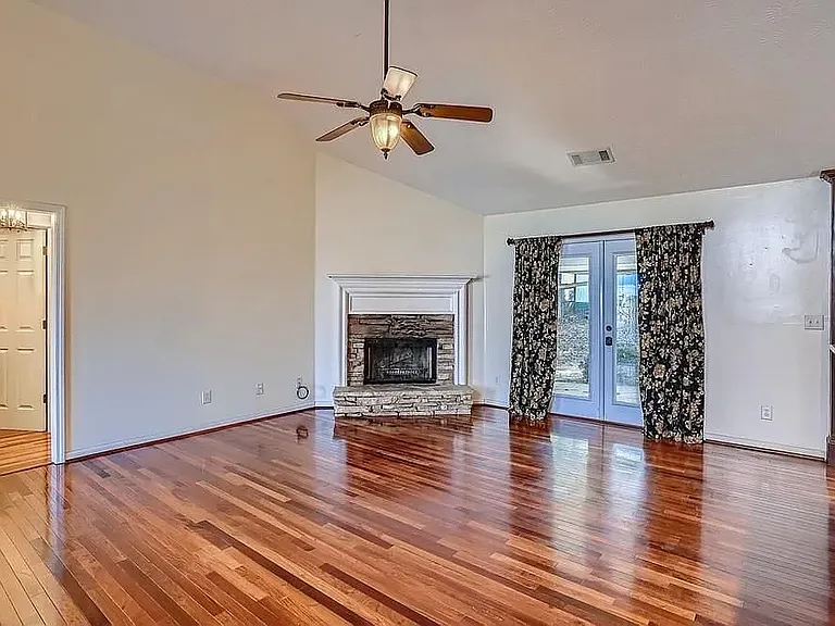 4019 Duncan Ives Dr — Photo 8