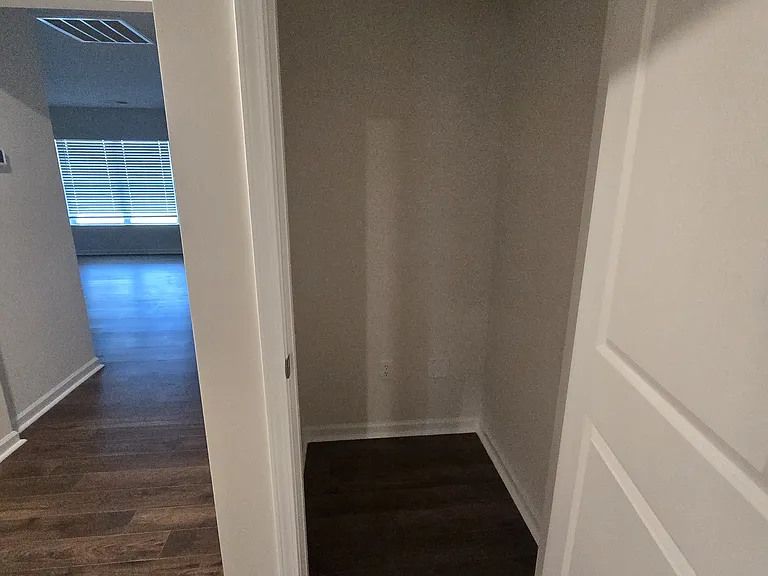 820 Wolverine Ln — Photo 16