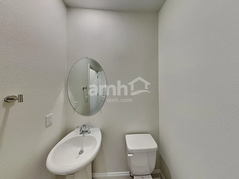 237 Onate Cir — Photo 11