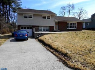 1 Williams Ln, Yardley, PA 19067