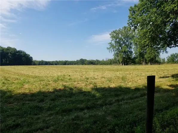 5691 Walworth Rd, Ontario, NY 14519