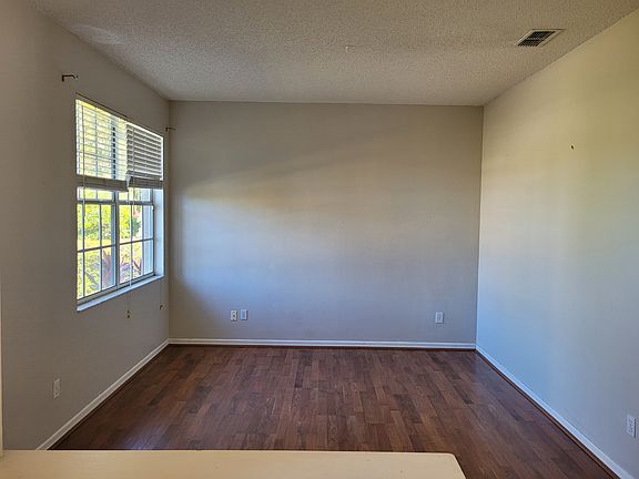 Formal living room or office