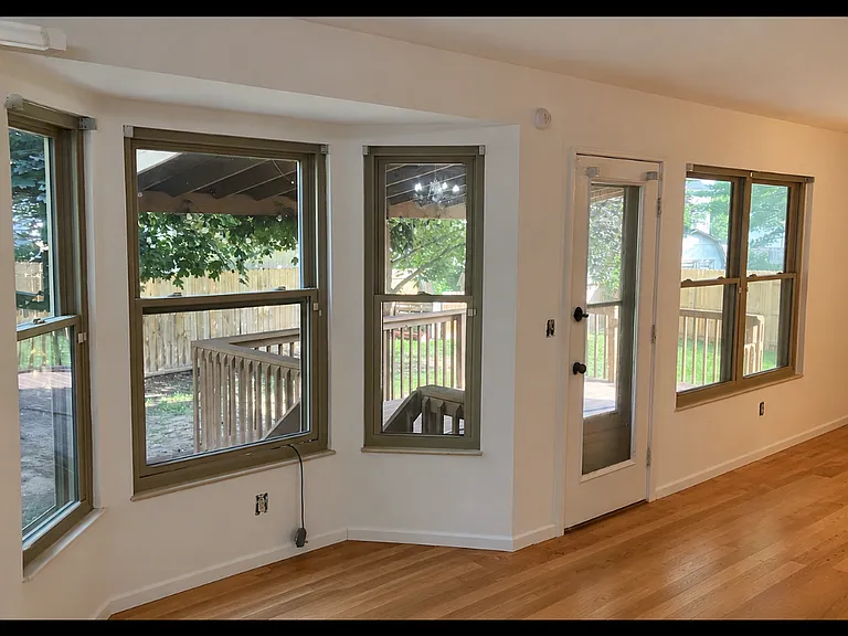 2216 Lockamy Ct — Photo 4