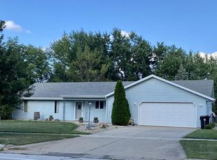 312 S Parkside Rd, Normal, IL 61761