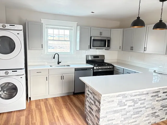 936 S Main St #2 — Photo 10