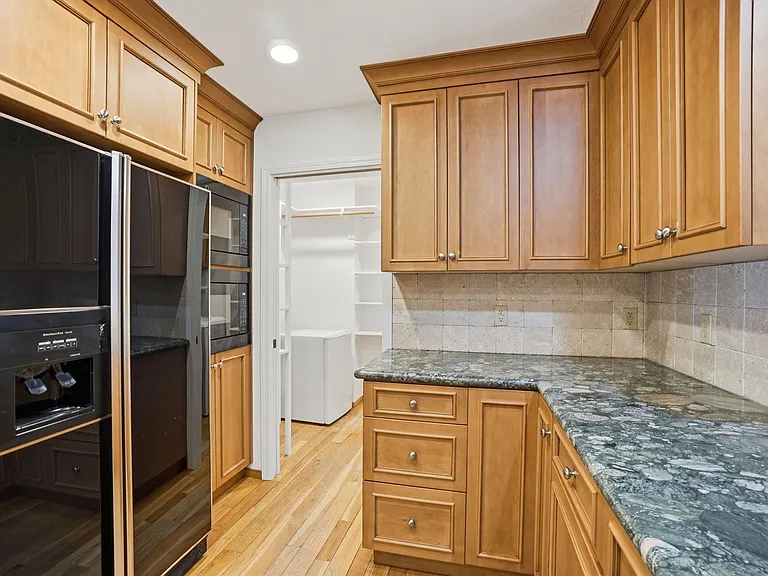 2561 Rolling Hills Ct — Photo 12